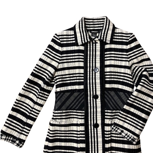 DKNY Wool Coat | size 4 - Picture 2 of 7